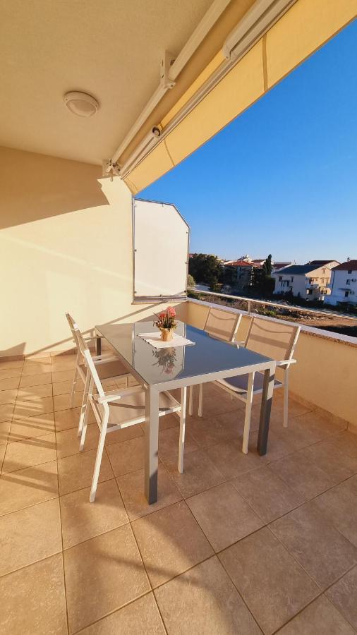 Apartmani Palma ノヴァリャ エクステリア 写真