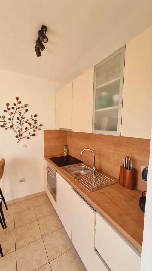 Apartmani Palma ノヴァリャ エクステリア 写真