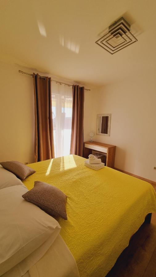 Apartmani Palma ノヴァリャ エクステリア 写真