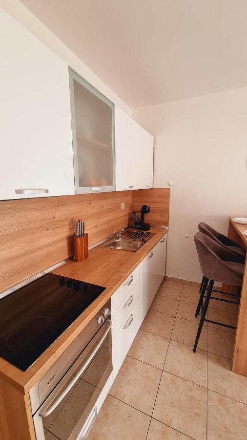 Apartmani Palma ノヴァリャ エクステリア 写真