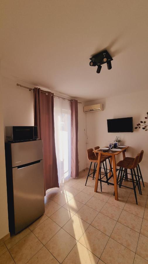 Apartmani Palma ノヴァリャ エクステリア 写真