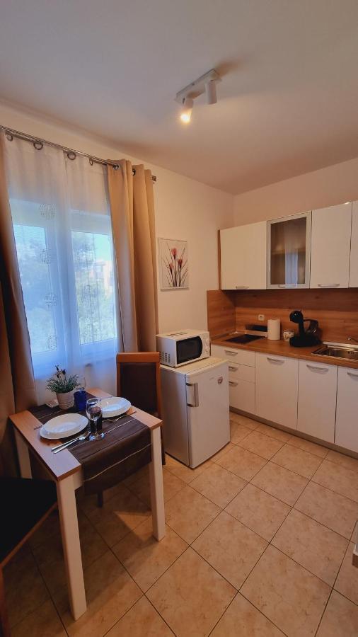 Apartmani Palma ノヴァリャ エクステリア 写真