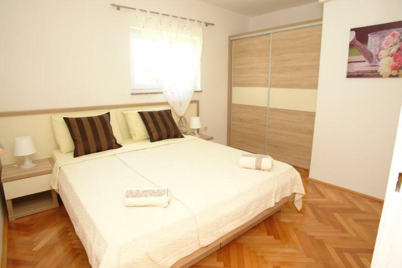 Apartmani Palma ノヴァリャ エクステリア 写真